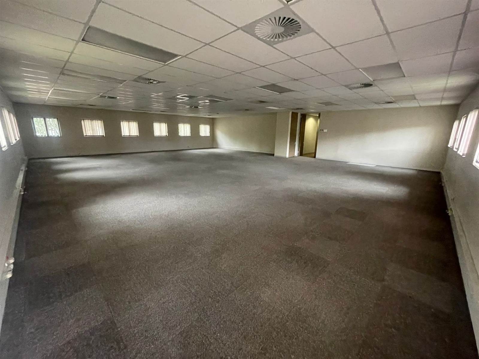 4740  m² Office Space in Meadowdale photo number 14