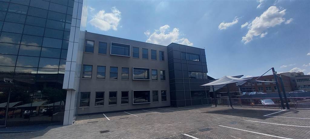 338  m² Office Space in Centurion CBD photo number 9