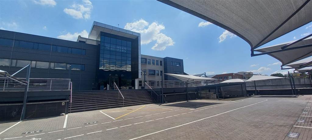 338  m² Office Space in Centurion CBD photo number 8