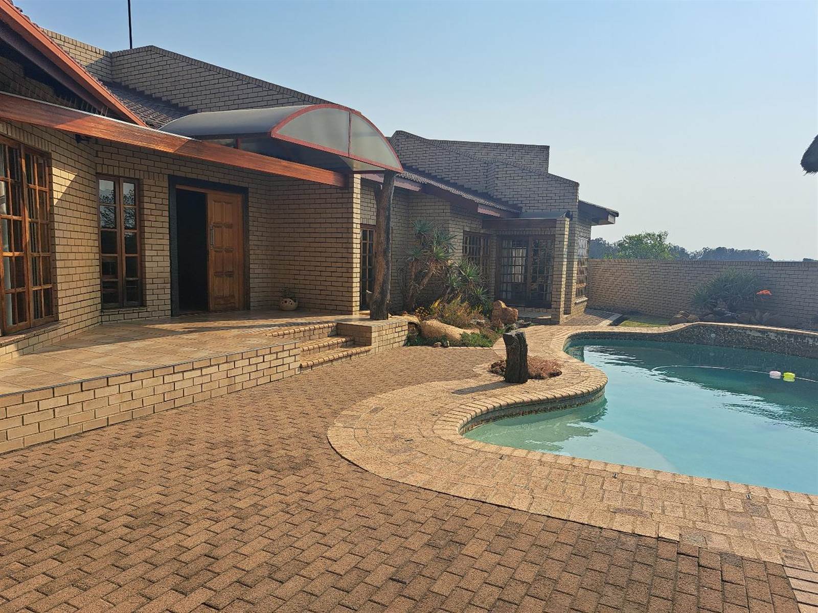 4 Bed House in Secunda Central photo number 3
