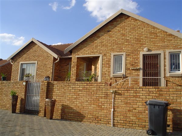 3 Bed Townhouse