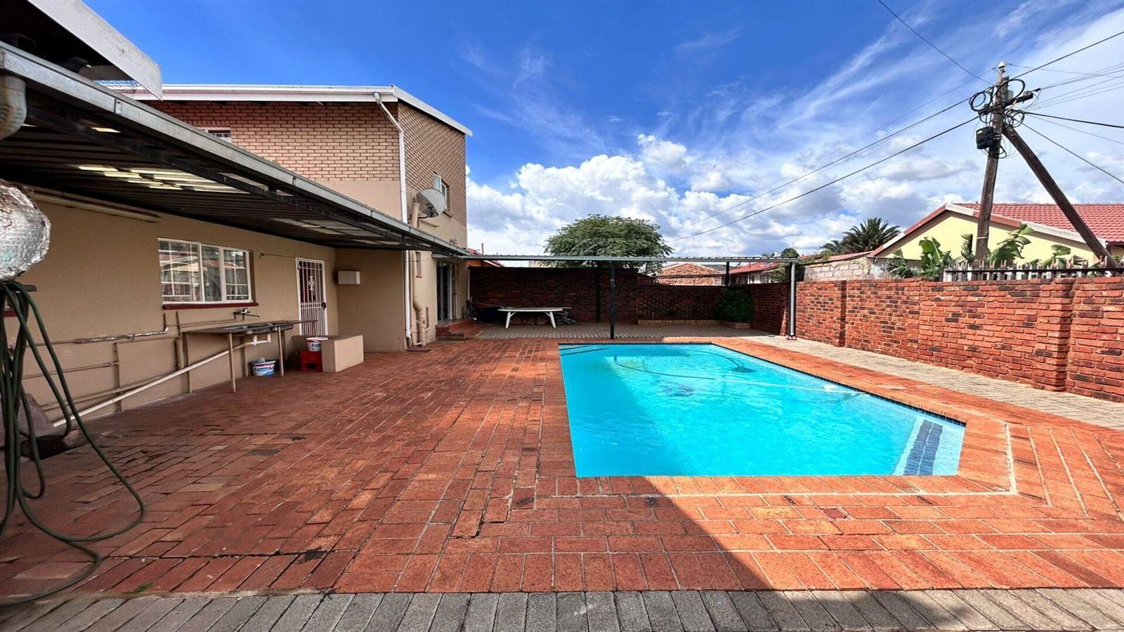 4 Bed House in Lenasia South photo number 28