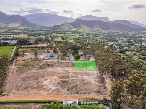 3183 m² Land available in Franschhoek