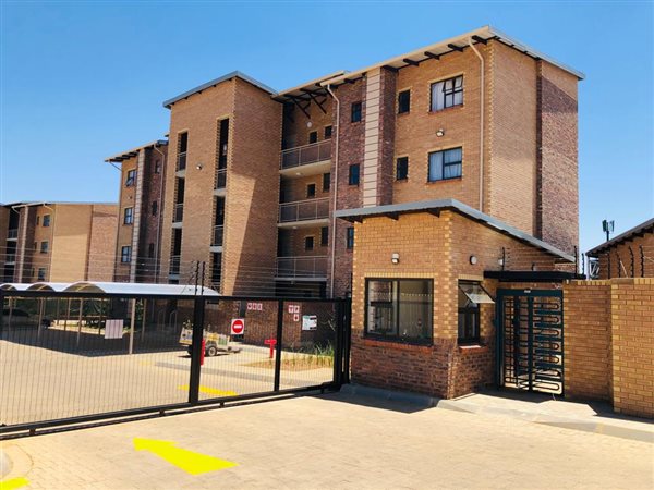 2 Bedroom Flat 2 Bedroom Flat
