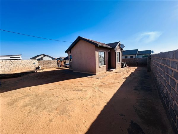 2 Bedroom House 2 Bedroom House