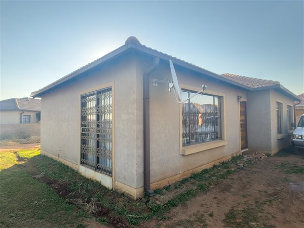 3 Bedroom House 3 Bedroom House