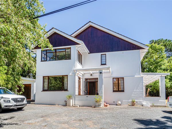 5 Bed House in Wynberg Upper