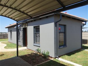 3 Bed House in Naledi