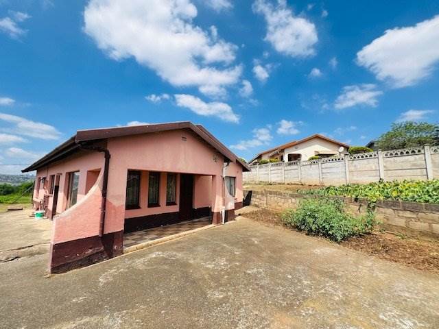 3 Bed House in Pietermaritzburg Central photo number 1