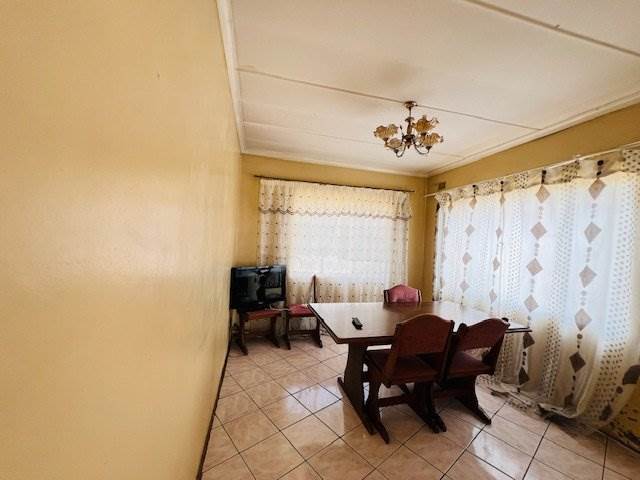3 Bed House in Pietermaritzburg Central photo number 9