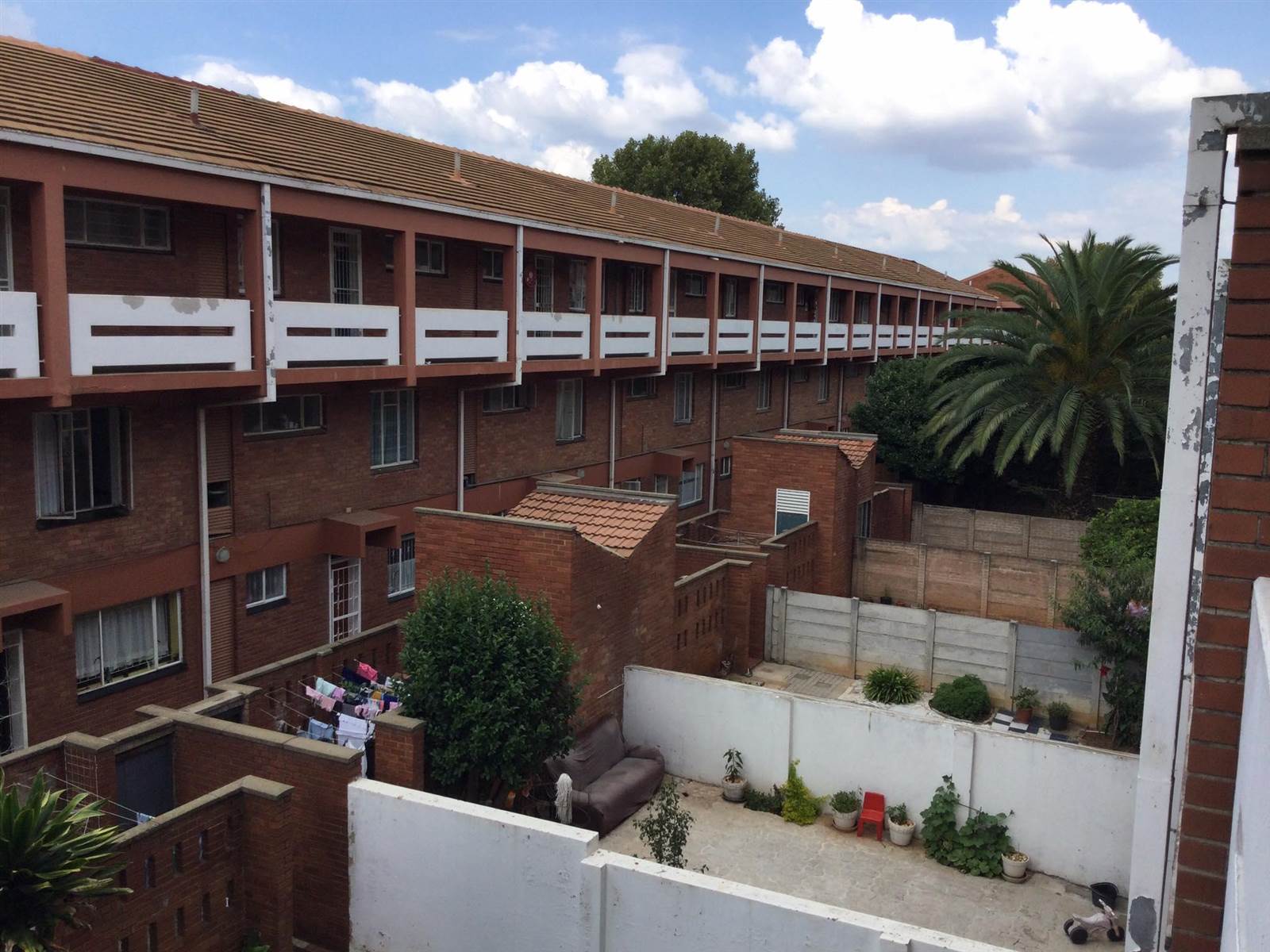 2 Bed Apartment in Jeppestown photo number 9
