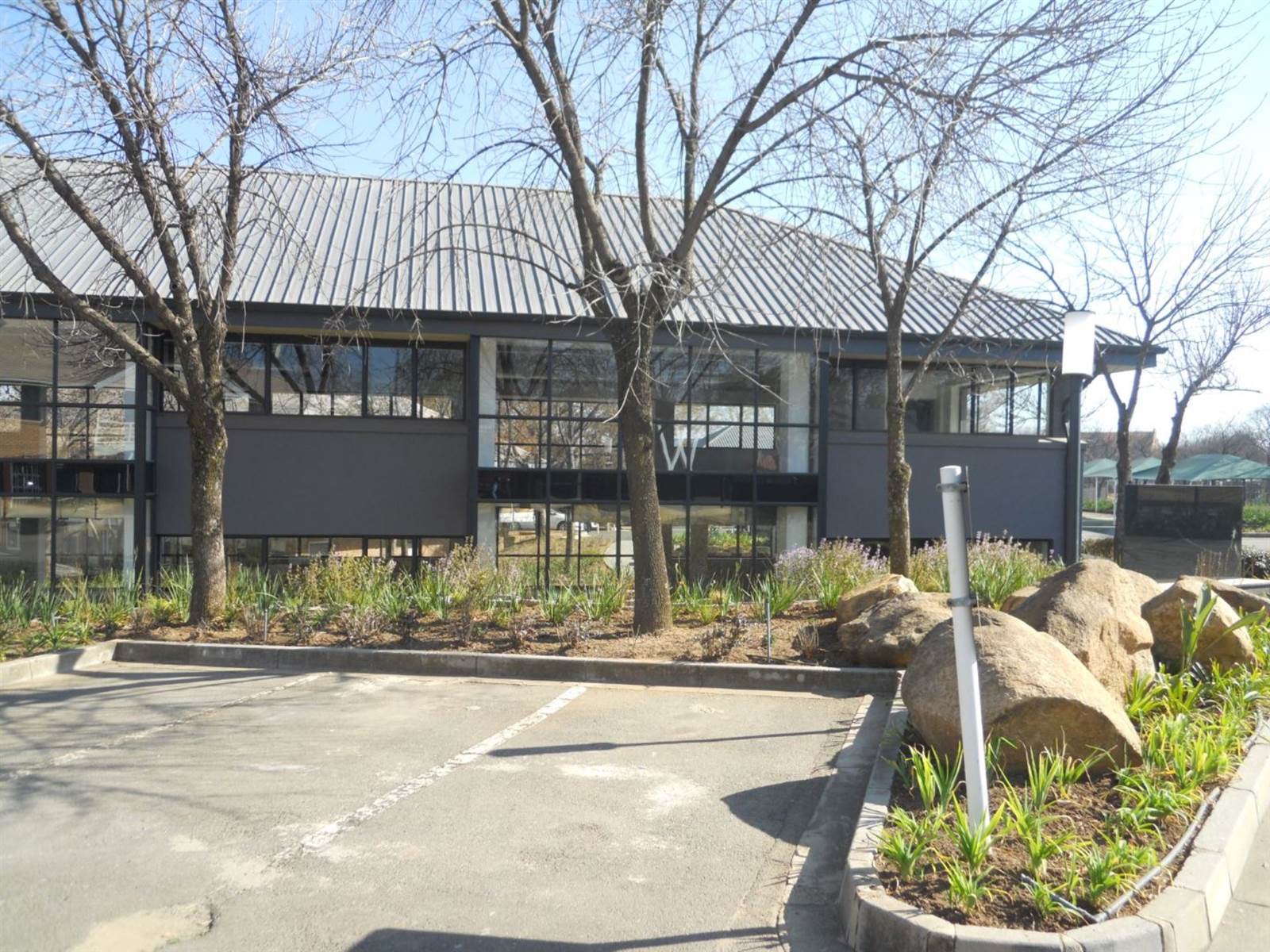 276  m² Office Space in Woodmead photo number 2