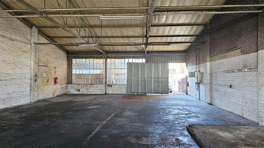 273  m² Industrial space in Spartan photo number 5