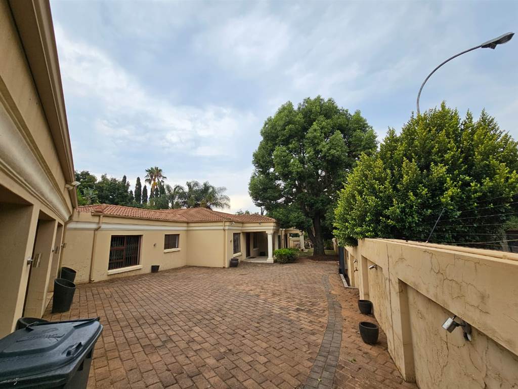 3 Bed House in Centurion CBD photo number 30