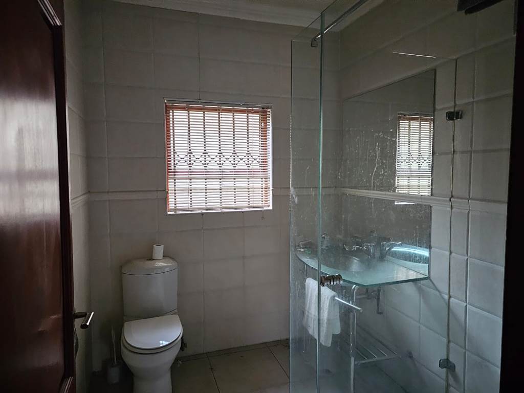 3 Bed House in Centurion CBD photo number 21