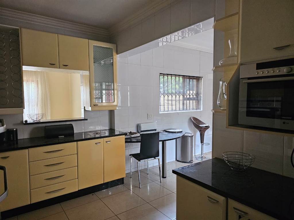 3 Bed House in Centurion CBD photo number 23