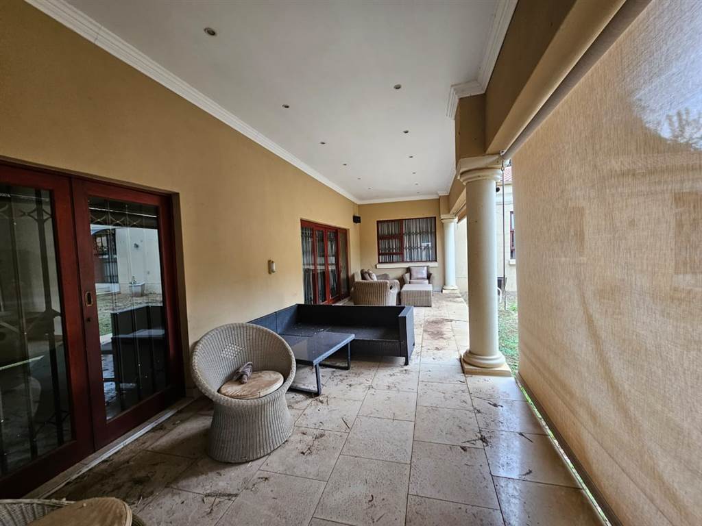 3 Bed House in Centurion CBD photo number 3
