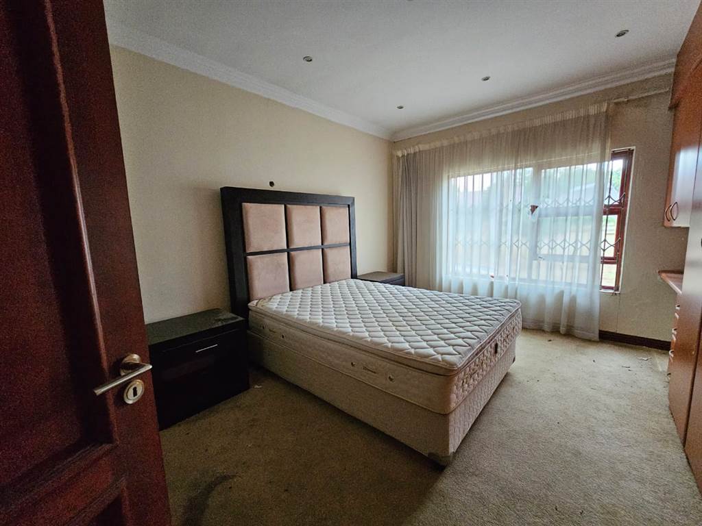 3 Bed House in Centurion CBD photo number 18