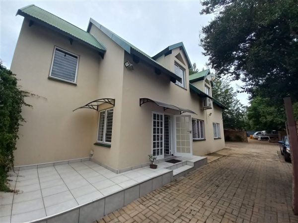2 Bedroom Apartment 2 Bedroom Apartment