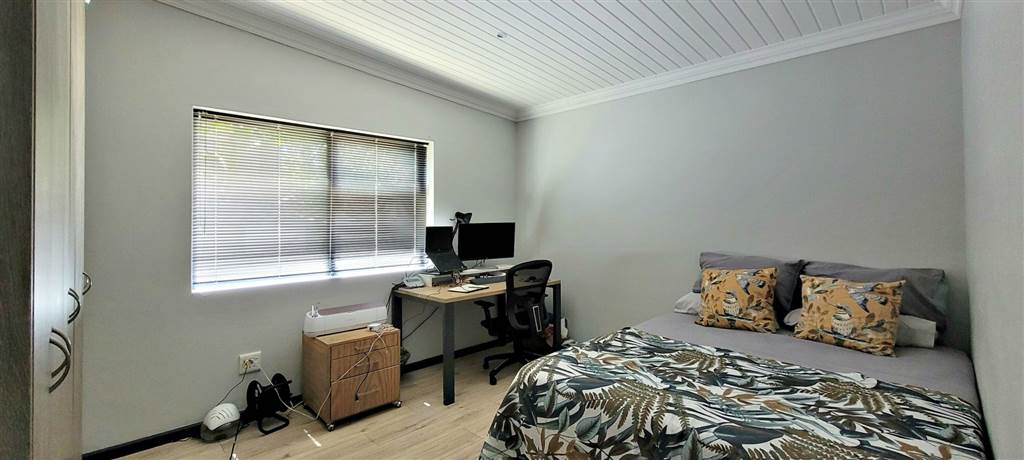 3 Bed House in Swellendam photo number 13