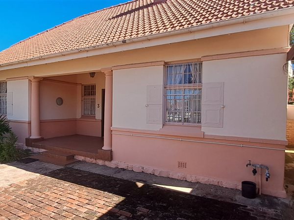 3 Bedroom House 3 Bedroom House