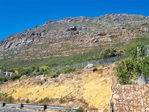 799 m² Land available in Lakeside