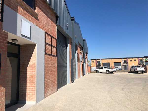 191  m² Industrial space