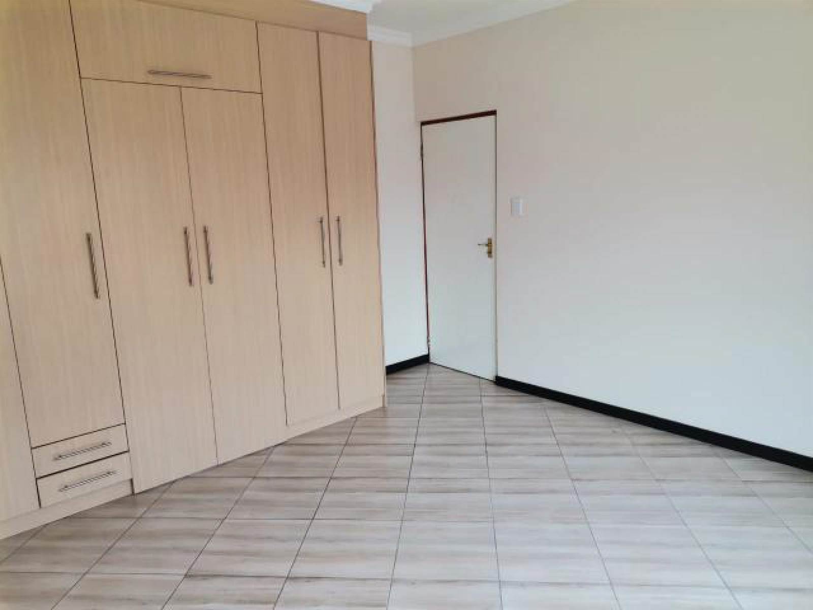 3 Bed House in Bloemfontein photo number 7