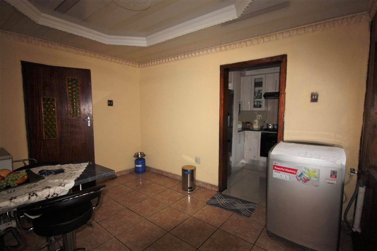 3 Bed House in Vereeniging Central photo number 6