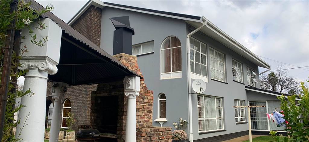 4 Bed House in Potchefstroom Central photo number 29