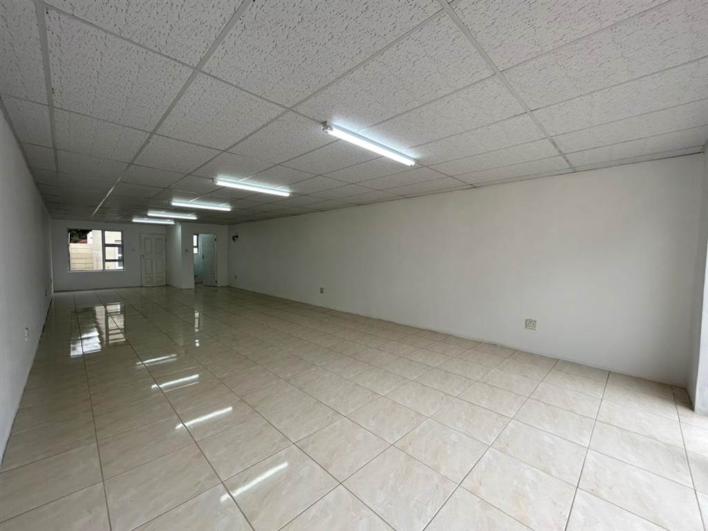 77  m² Commercial space in Emmarentia photo number 5