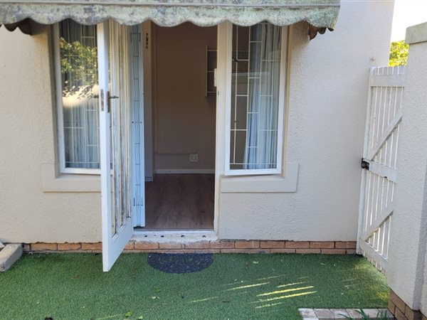 1 Bed Garden Cottage in Durbanville Hills