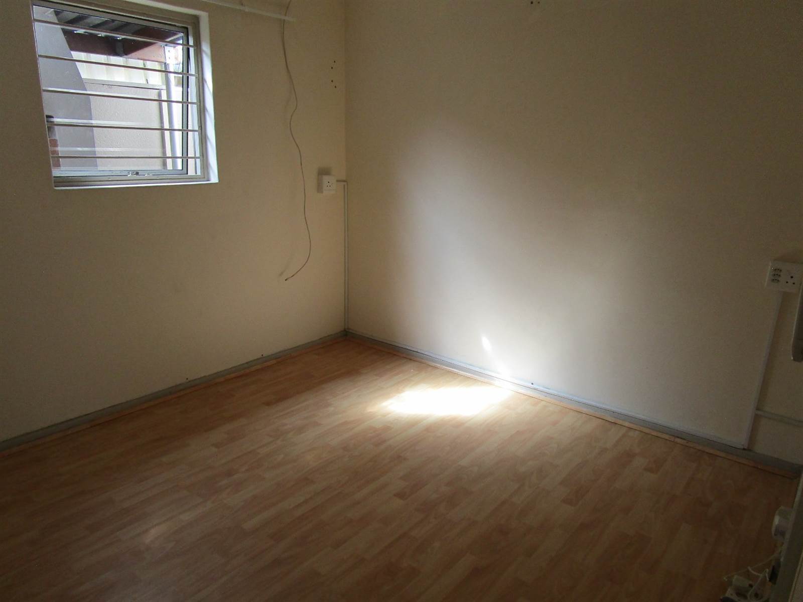 2 Bed Apartment in Belhar photo number 7