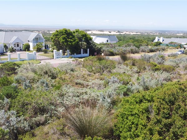 1110 m² Land available in St Francis Links