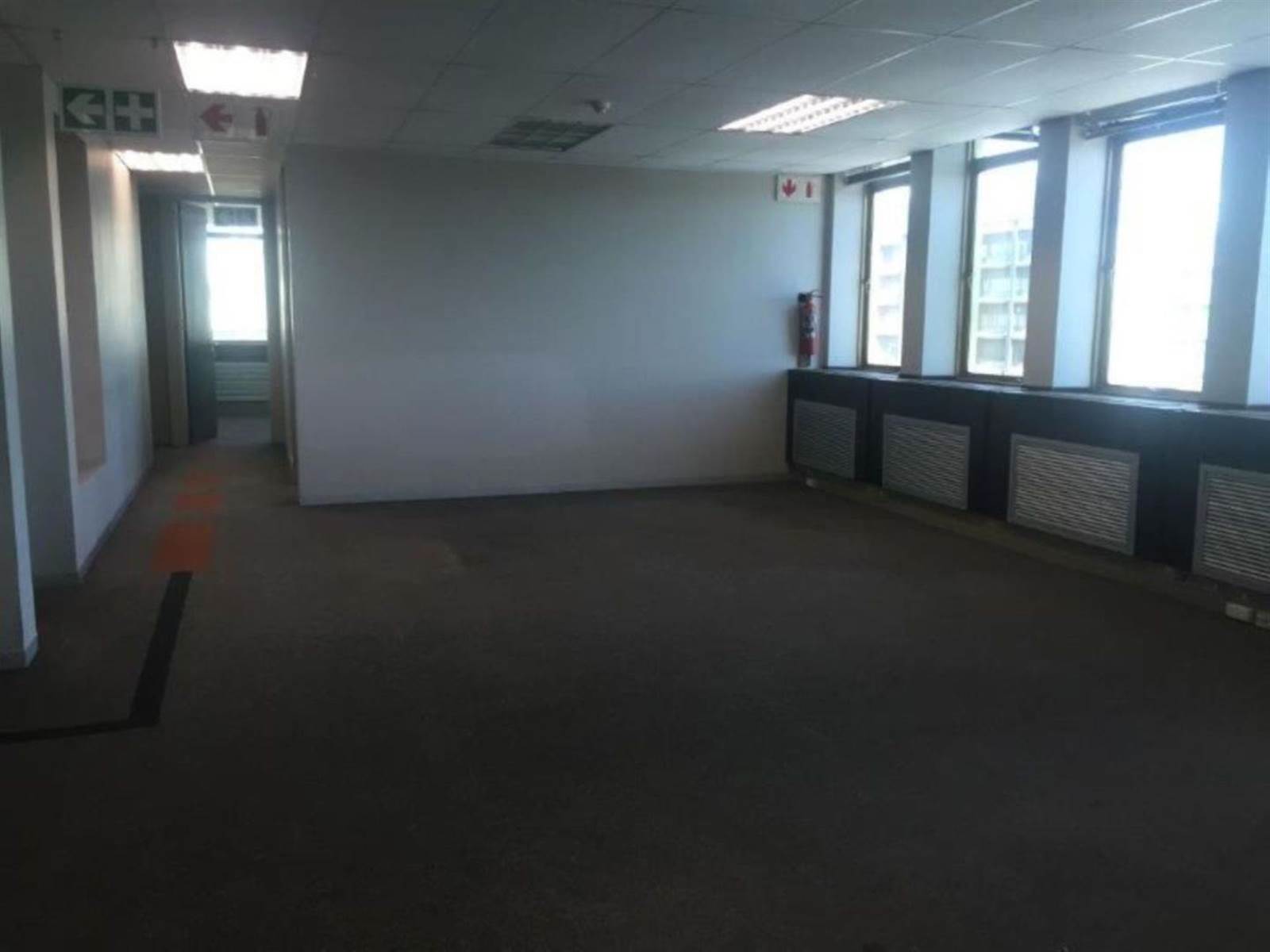 10000  m² Commercial space in Braamfontein photo number 6