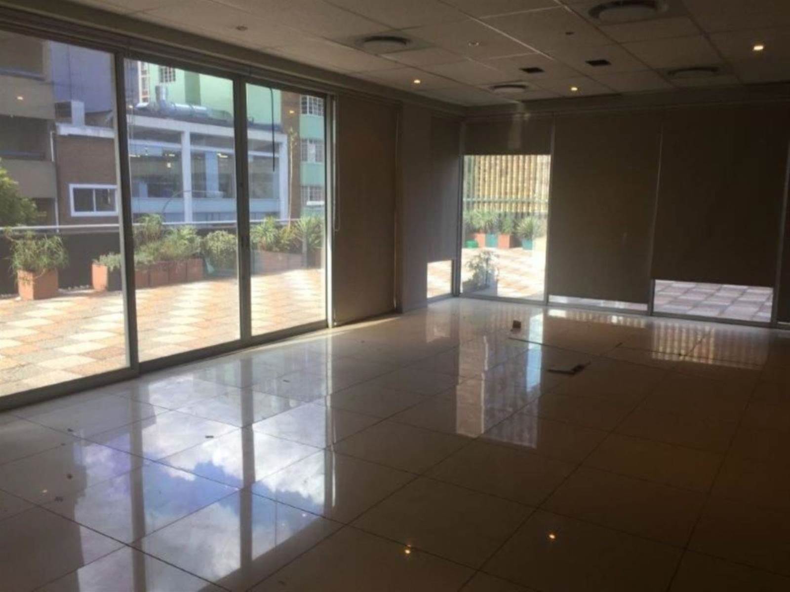 10000  m² Commercial space in Braamfontein photo number 2