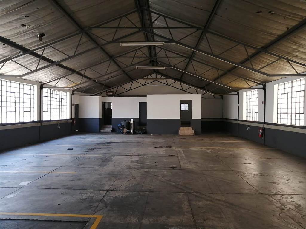 380  m² Industrial space in Lenasia photo number 7