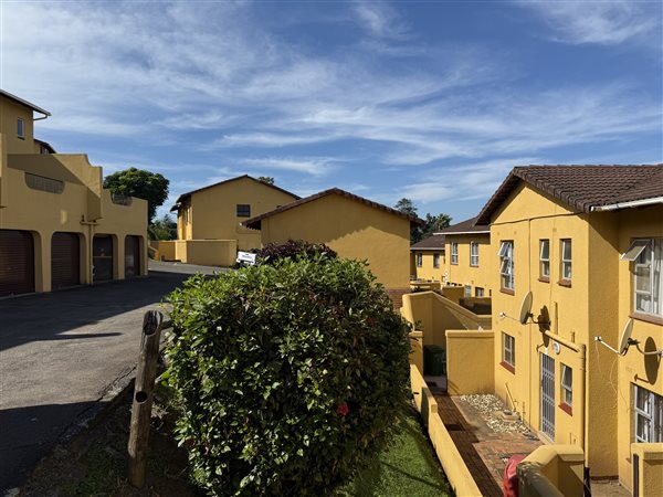 2 Bedroom Duplex 2 Bedroom Duplex