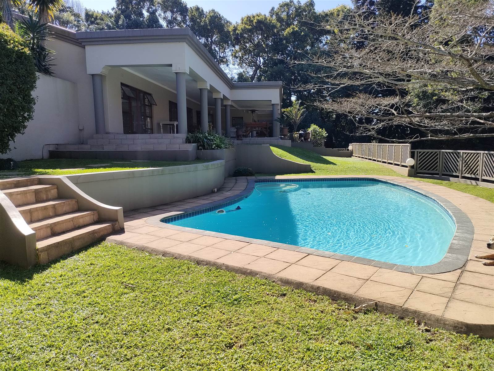 5 Bed House in Kloof photo number 3