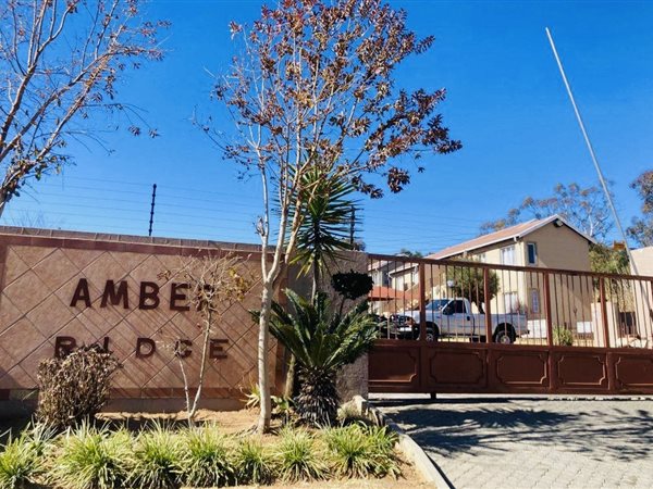 3 Bedroom Townhouse 3 Bedroom Townhouse