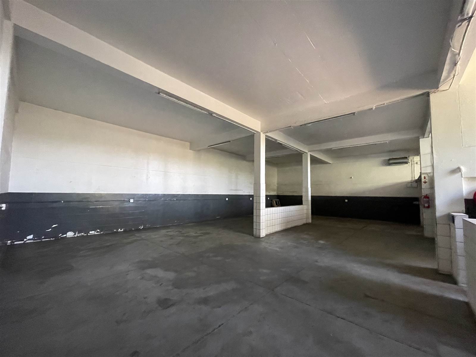 733  m² Industrial space in Hillcrest Central photo number 7