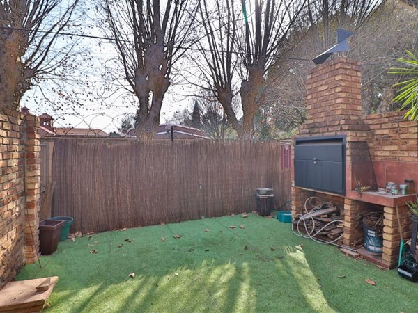 2 Bedroom Duplex 2 Bedroom Duplex