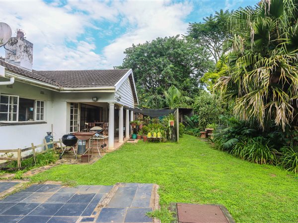 4 Bedroom House 4 Bedroom House