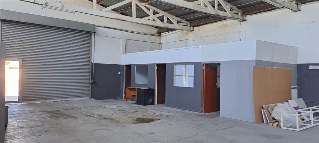 532  m² Commercial space in Elsies River Industrial photo number 8