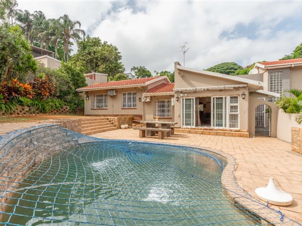 4 Bedroom House 4 Bedroom House