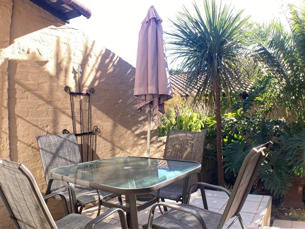2 Bedroom Townhouse 2 Bedroom Townhouse
