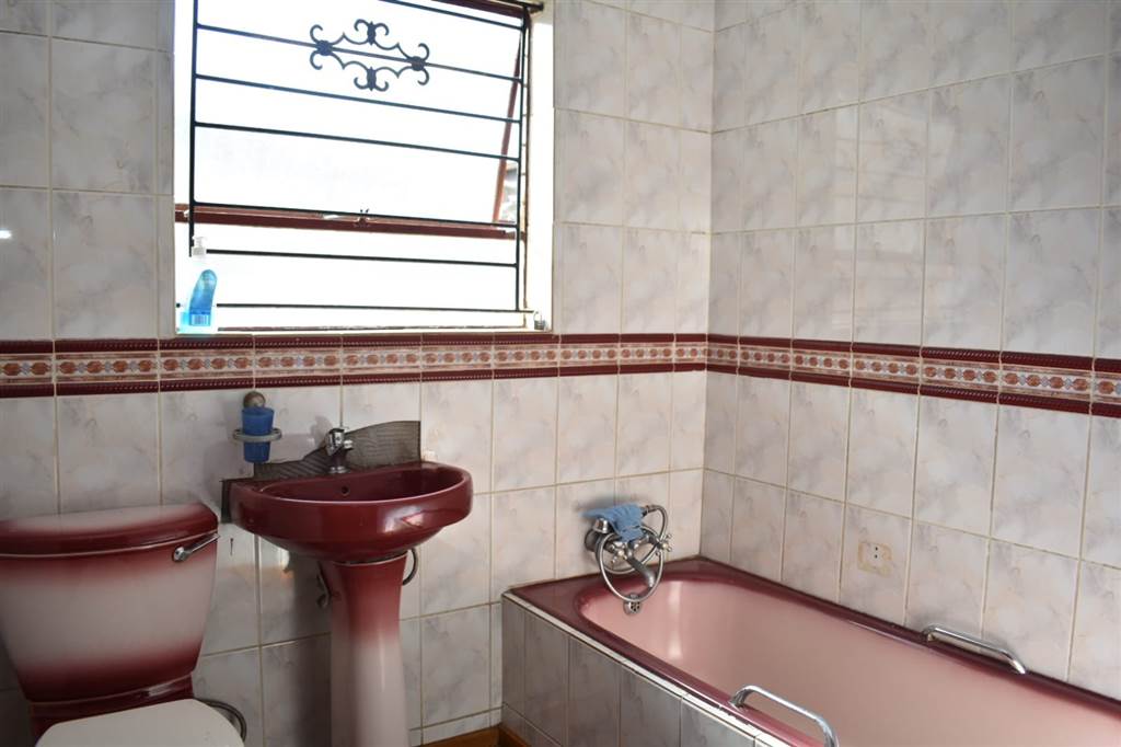 3 Bed House in Emdeni photo number 24
