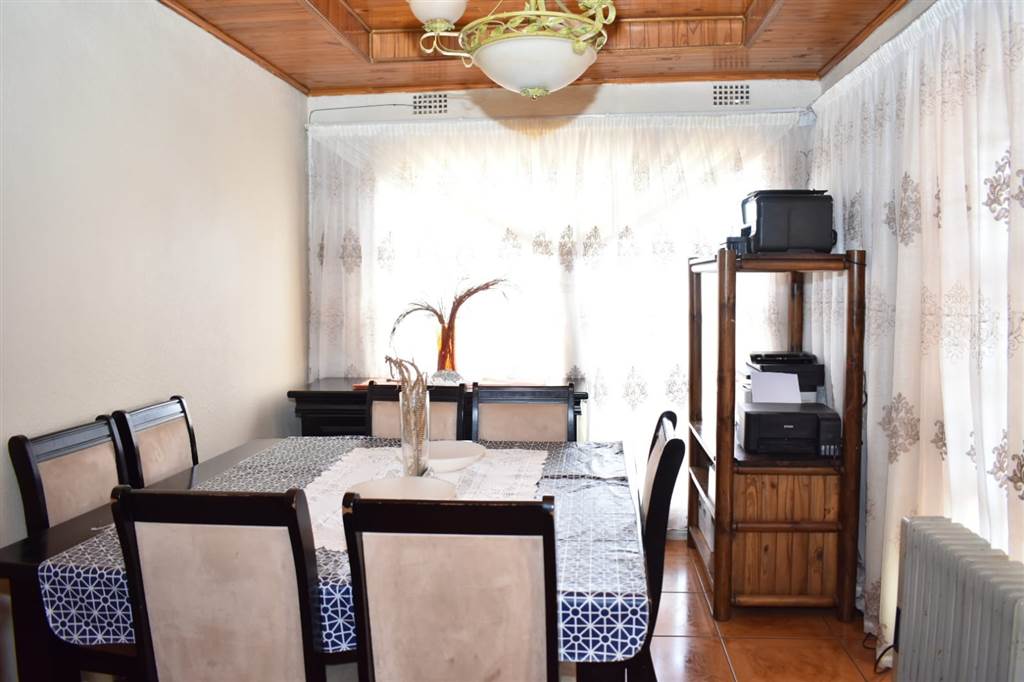 3 Bed House in Emdeni photo number 8
