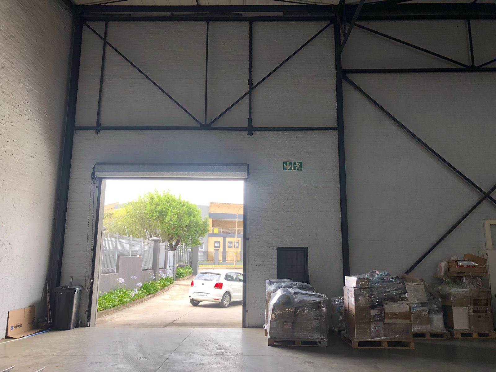 1602  m² Industrial space in Spartan photo number 17