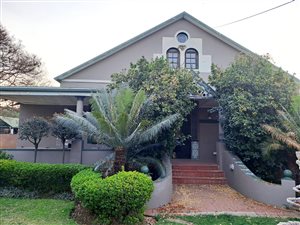 4 Bed House in Roseville